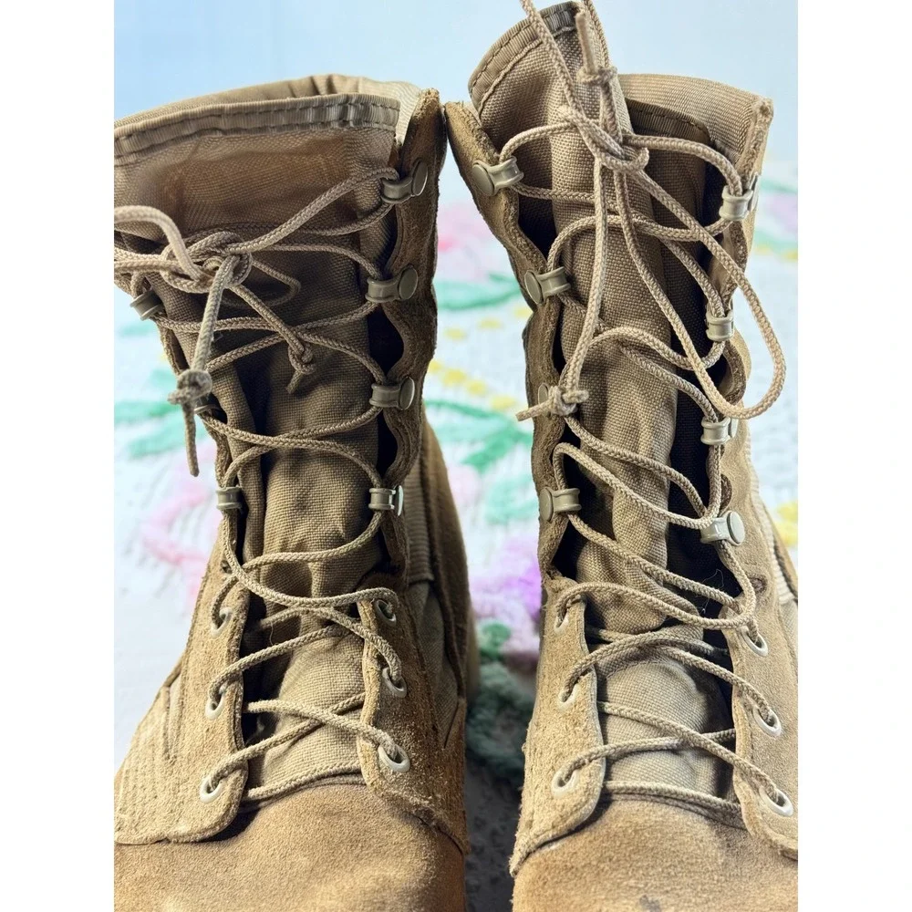 Belleville 220 DES ST Mens 12 R Tan Suede Steel Toe Combat Military Boots Vibram